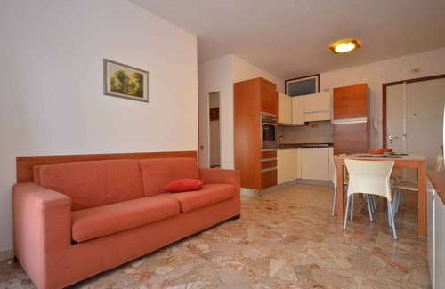 Bibione Apartment | Holiday apartment with balcony and air conditioning