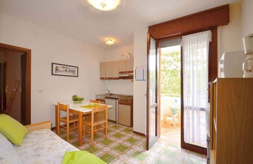 Bibione Apartment | Holiday apartment with balcony and air conditioning