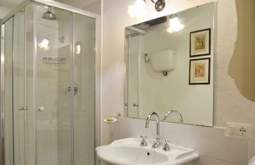 San Pietro a Cegliolo Apartment | Holiday apartment with outdoor pool and WiFi