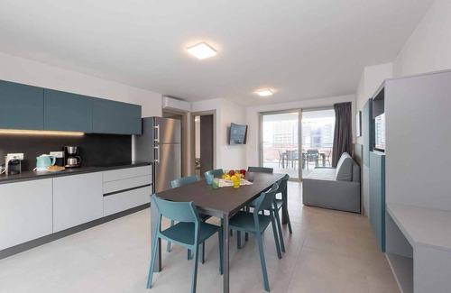 Lignano Sabbiadoro Apartment | Holiday apartment with balcony, air conditioning and internet