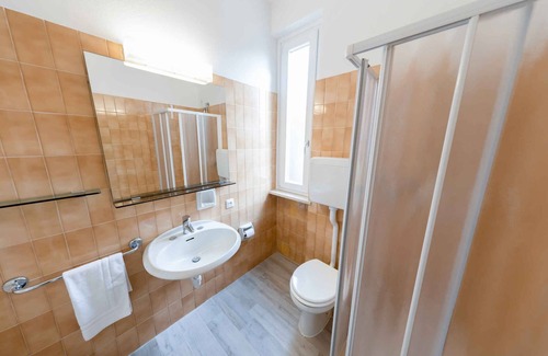 Corno Apartment | Holiday apartment with terrace and air conditioning