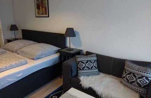 Region Hannover District Apartment | Holiday apartment Wunstorf for 1 - 3 persons - Holiday apartment in one or multi-family house