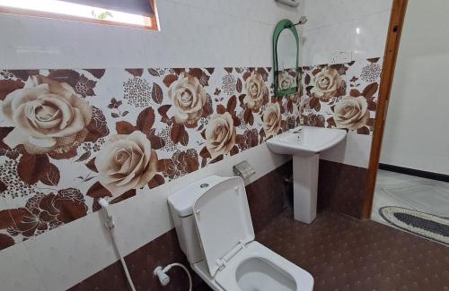 Pasikuda House | Holiday Beach Guesthouse