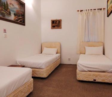 Tanah Rata Apartment | Holiday Bungalow Suites - Sleeps Up To 26 Pax