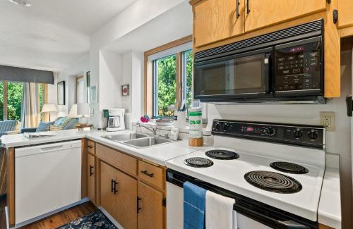 Fish Creek House | Holiday by the Bay Unit A-4 by Simple Life Rentals
