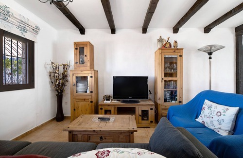 Los Franceses-la Vega House | Holiday Home 'Casa De Campo' with Private Pool, Wi-Fi and Air Conditioning