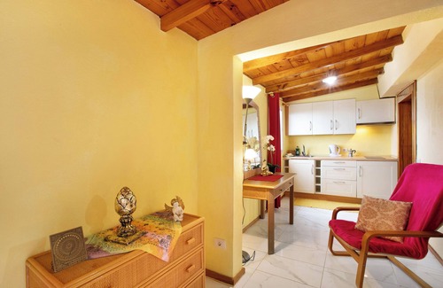La Matanza de Acentejo Apartment | Holiday Apartment "Welcome In Paradise" with Sea View, Shared Pool & Wi-Fi