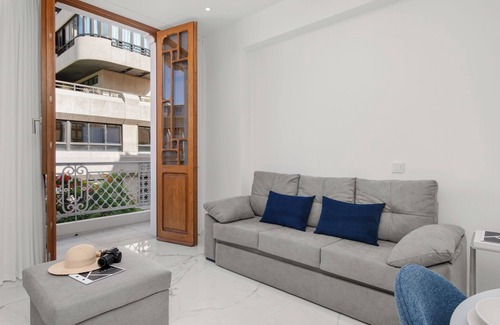 Santa Cruz de Tenerife Apartment | Holiday Apartment '22 Duplex' with Sea View, Wi-Fi and Air Conditioning