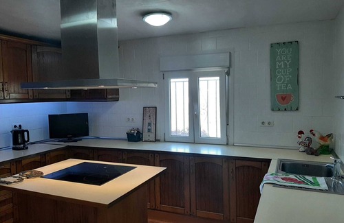 Villanueva del Trabuco House | Holiday Home 'Cortijo Ramonsillos' with Mountain View, Private Terrace and Wi-Fi