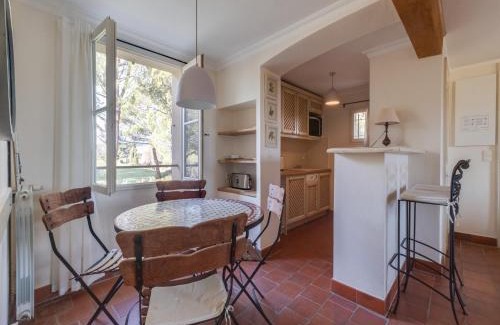 La Motte Apartment | Holiday flats at Domaine de Saint-Endréol with golf, SPA and pool