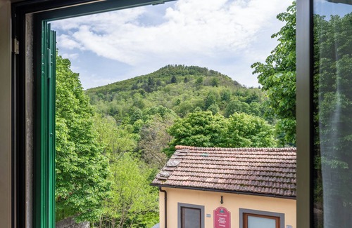 San Marcello Piteglio House | Holiday Home 'Casa Prataccio' with Mountain View and Balcony
