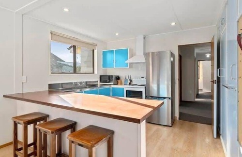 Lowburn House | Holiday Heaven - Cromwell