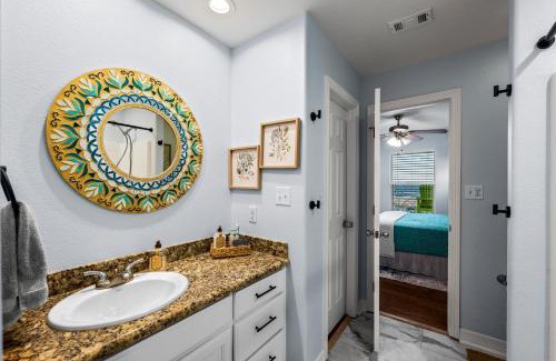 Port Bolivar House | Holiday Hideaway