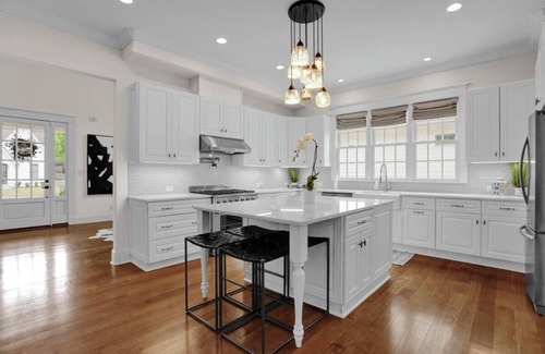 University District House | Holiday Home-15 mins. to downtown Memphis- Luxury