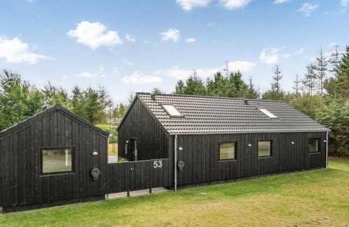 Hou House | Holiday Home Abiorn - from the sea by Interhome
