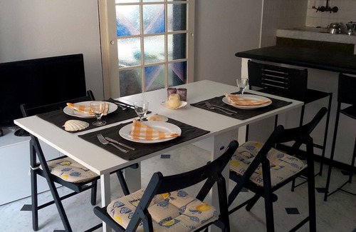 Sestri Levante Apartment | Holiday home adjacent to the beach, between Portofino and the Cinque Terre