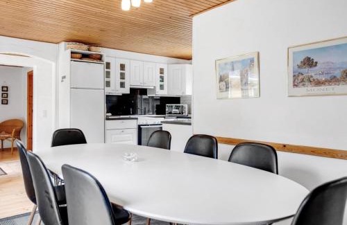 Bratten Strand House | Holiday Home Ahnandia - 200m from the sea by Interhome