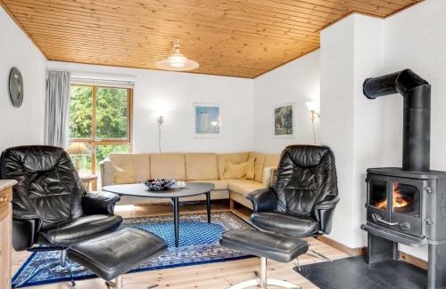 Bratten Strand House | Holiday Home Ahnandia - 200m from the sea by Interhome