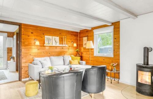 Hou House | Holiday Home Alste - 900m from the sea by Interhome