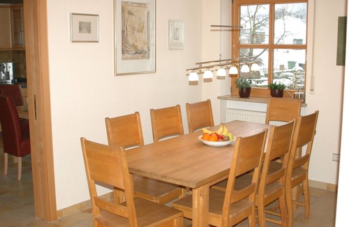Beilngries House | Holiday Home 'Altmühltal Beilngries' with Mountain View, Private Terrace and Wi-Fi