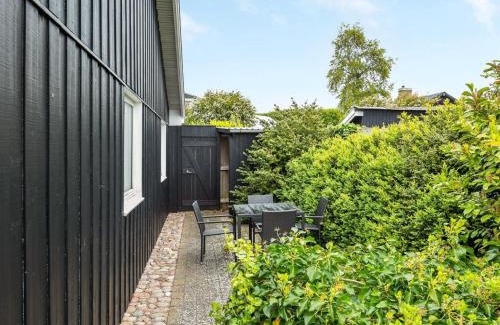 Bøjden House | Holiday Home Annalia - 50m from the sea by Interhome