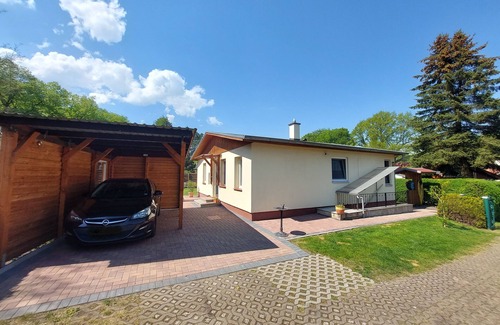 Dobin am See House | Holiday Home at Schweriner Lake