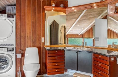 Grønninghoved Strand House | Holiday Home Ayda - 275m from the sea by Interhome