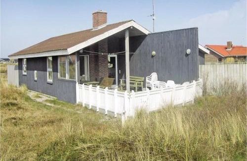Haurvig House | Holiday Home Baunebjergvej Sande V H