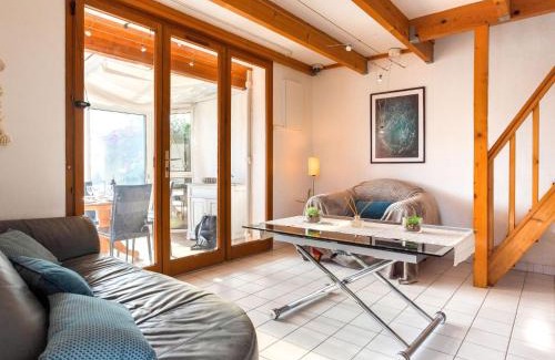 Les Ayguades House | Holiday Home Belle Ile 1 by Interhome