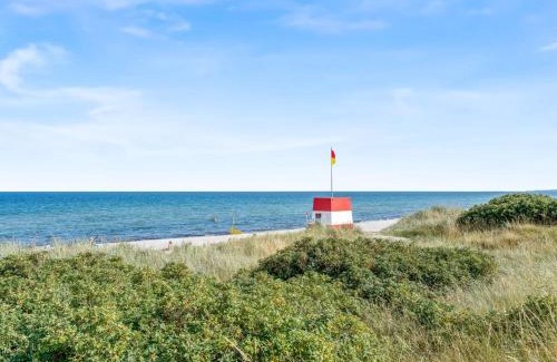 Bøtø By House | Holiday Home Binta - 800m from the sea by Interhome