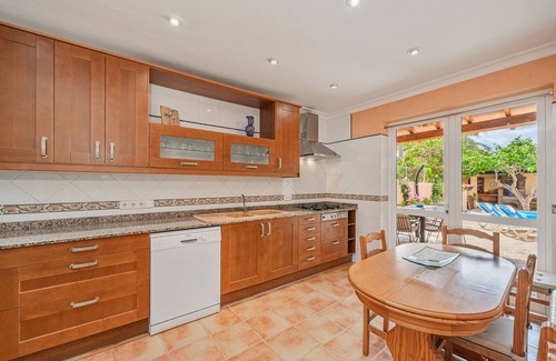Consell House | Holiday Home "C'an Crespí" with Private Pool & Wi-Fi