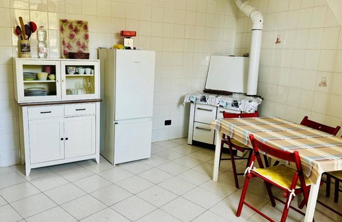 Diano San Pietro House | Holiday home "Casa Uliveto" with a view of the water