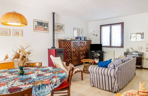 Giglio Porto House | Holiday Home "Casa Luz" near the Sea with Private Terrace