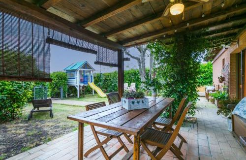Monteroni d'Arbia House | Holiday Home Caggiolo by Interhome