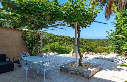 Coti-Chiavari House | Holiday Home Campestra by Interhome