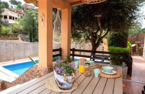 Costa Cunit House | Holiday Home Can Alma by Interhome