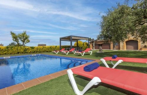 Pals House | Holiday Home Can Magi by Interhome