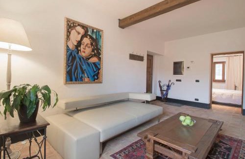 Tresana House | Holiday Home Cantiniere by Interhome