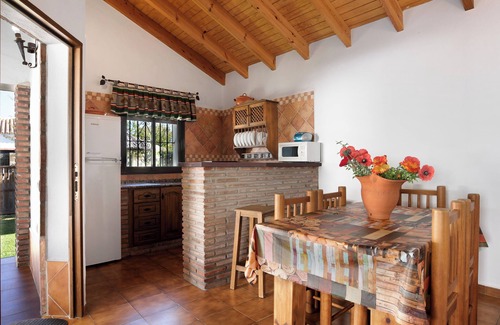 Zahora House | Holiday Home "Casa Alberto" On the Beach with Terrace, Garden, Wi-Fi & A/C