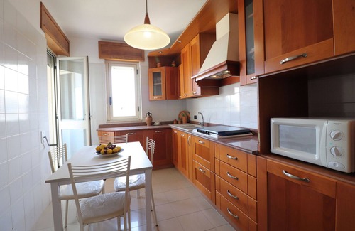 Otranto House | Holiday Home 'Casa Calipso A Otranto' with Balcony, Wi-Fi and Air Conditioning