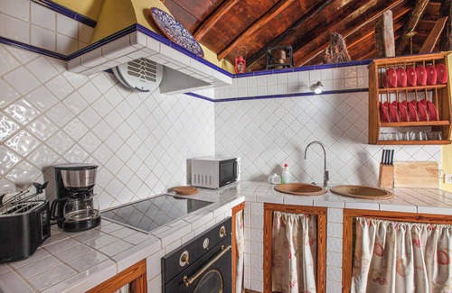 Chirche House | Holiday Home Casa Rural Vidal with Sea View, Jacuzzi, Wi-Fi, A/C & Terrace; Parking Available