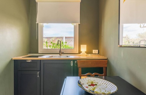 Noto Historic Centre House | Holiday Home 'Casa Neathon' with Wi-Fi, Terrace & Balcony