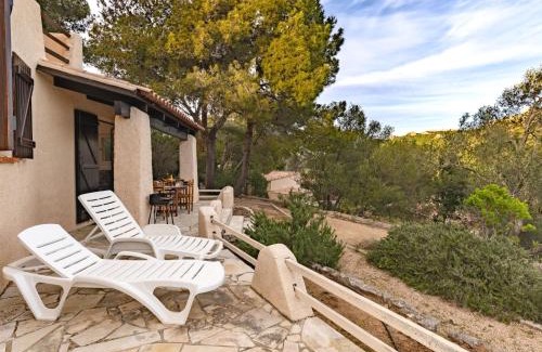 Santa Giulia House | Holiday Home Casa Rondinara by Interhome