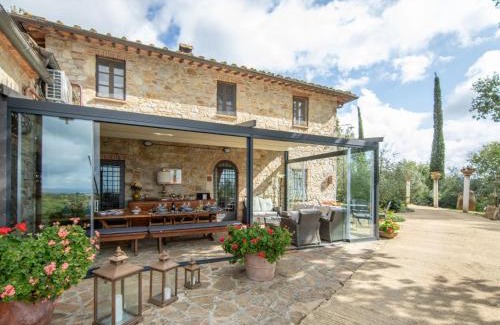 Castellina in Chianti House | Holiday Home Casale Il Poggino by Interhome