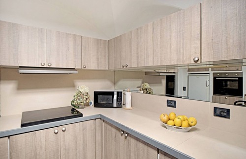 Sanremo House | Holiday Home 'Casone' with Sea View, Wi-Fi and Air Conditioning