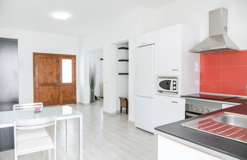 Nazaret House | Holiday Home "Cernicalo" with Mountain View, Garden & Wi-Fi