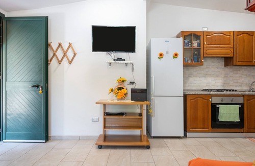Chia House | Holiday Home 'Chia, 5 Rooms for 12 People' with Mountain View, Wi-Fi and Air Conditioning