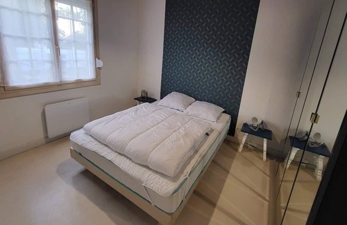 Angles House | holiday home close to the sea and amenities, ideal for families