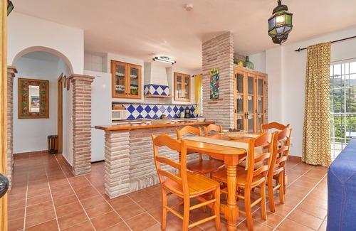 Frigiliana House | Holiday Home 'Cortijo Los Ángeles Morea' with Sea View, Wi-Fi and Air Conditioning