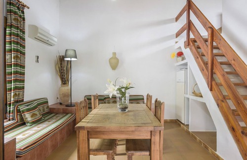 Zahora House | Holiday Home "Cortijo Miguelin" with Pool, Wi-Fi, A/C, Terraces & Garden